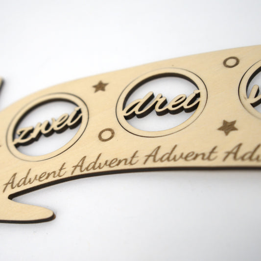 Adventssternschnuppe aus Holz – moderner Adventskranz für Teelichter