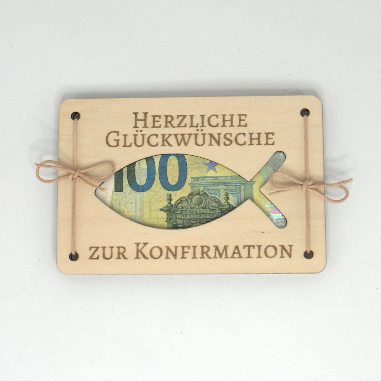 Geldgeschenk zur Konfirmation aus Holz mit Fischmotiv und Sichtfenster für Geldschein