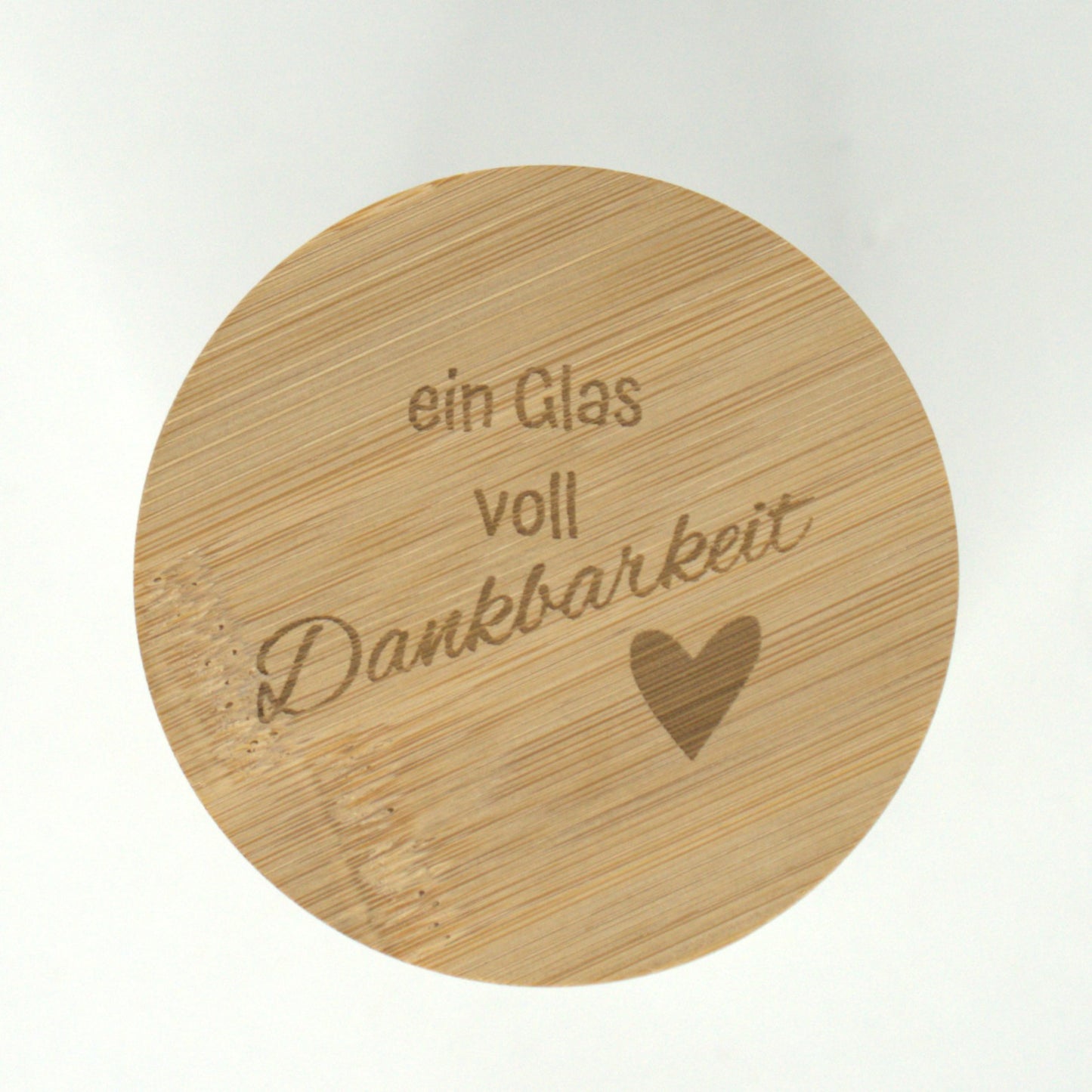 Bambusdeckel mit Gravur „ein Glas voll Dankbarkeit“ – Produktfoto