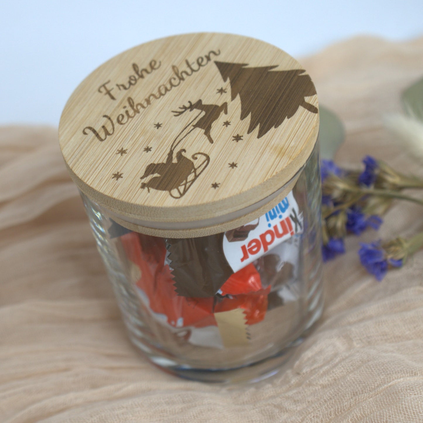 Vorratsglas Weihnachten mit Lasergravur Schlitten und Tanne