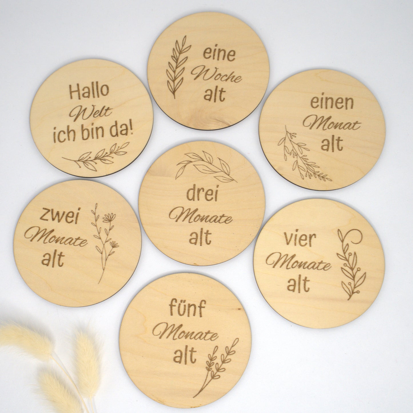 Mein erstes Jahr – liebevoll gravierte Meilensteine aus Holz