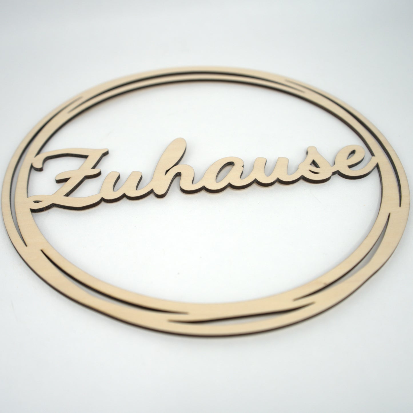 Holz-Türkranz „Zuhause“ | Handgefertigter Kranz im Naturlook